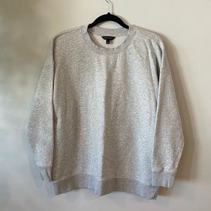 Banana republic crew neck pullover sweater